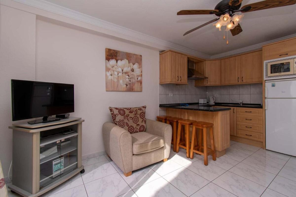 Los Diamantes 2 bed Apartment Los Cristianos  Bagian luar foto